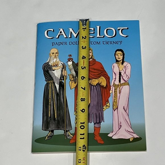 Vintage 2002 Camelot Paper Doll Book Uncut Tom Tierney 10 Dolls 22 Costumes - Picture 11 of 12